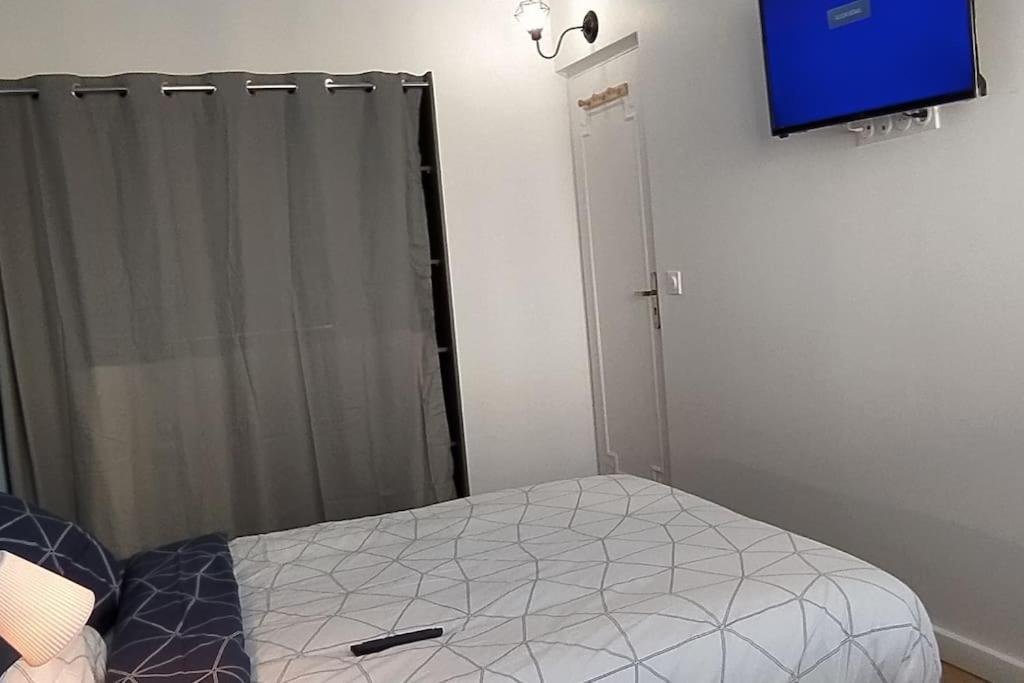 Appartamento Parisian Cosy Flat With Balcony Argenteuil Esterno foto