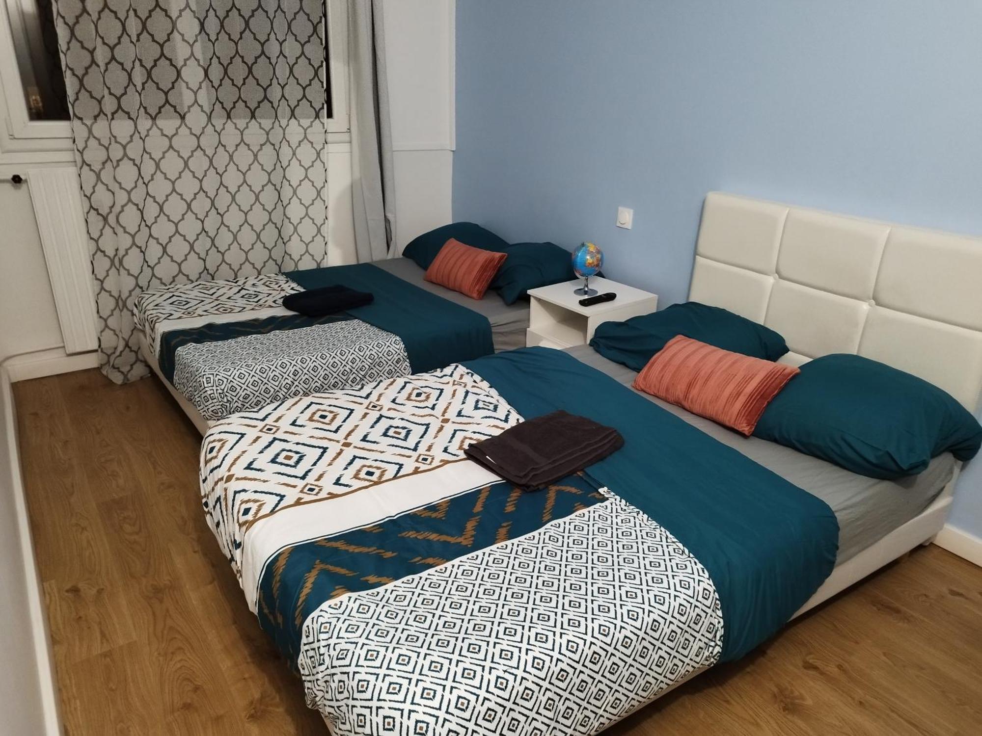 Appartamento Parisian Cosy Flat With Balcony Argenteuil Esterno foto