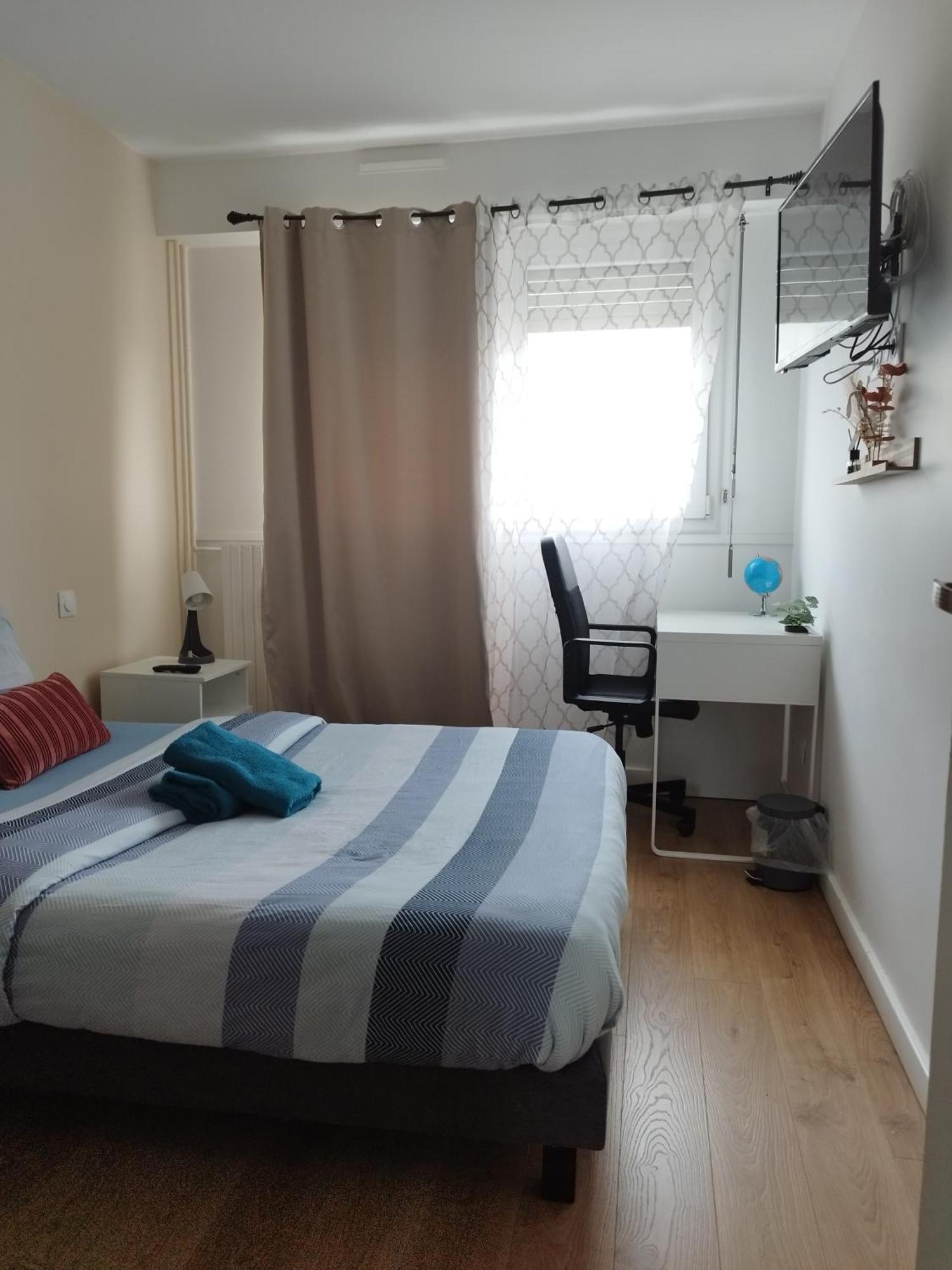 Appartamento Parisian Cosy Flat With Balcony Argenteuil Esterno foto