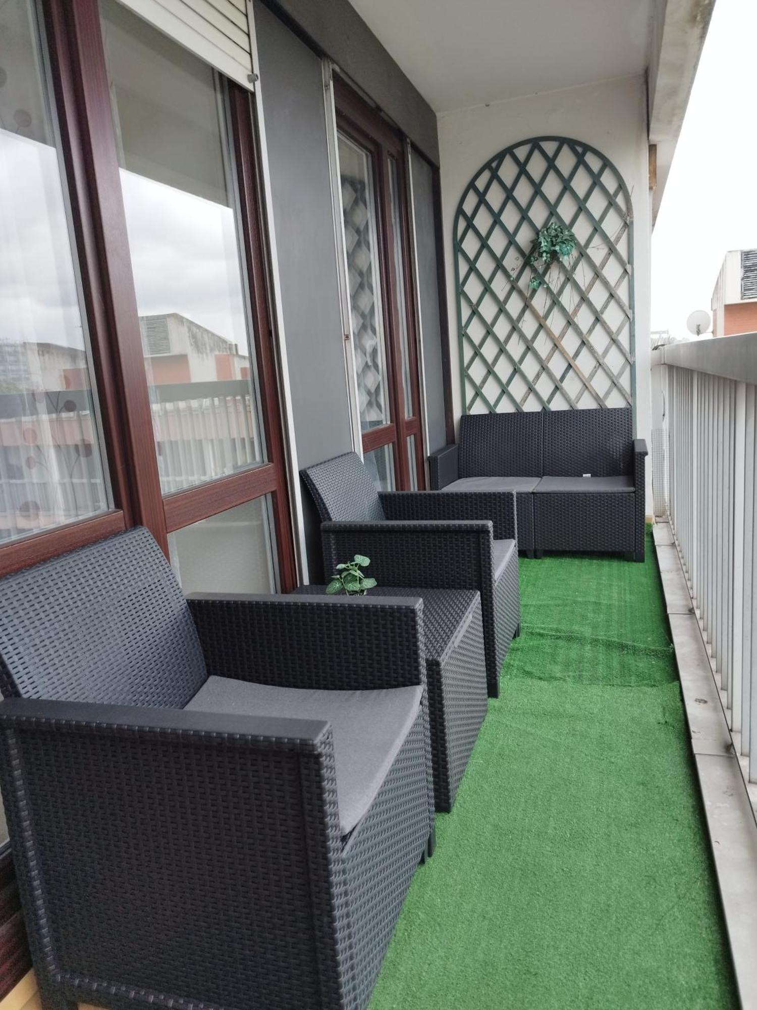 Appartamento Parisian Cosy Flat With Balcony Argenteuil Esterno foto